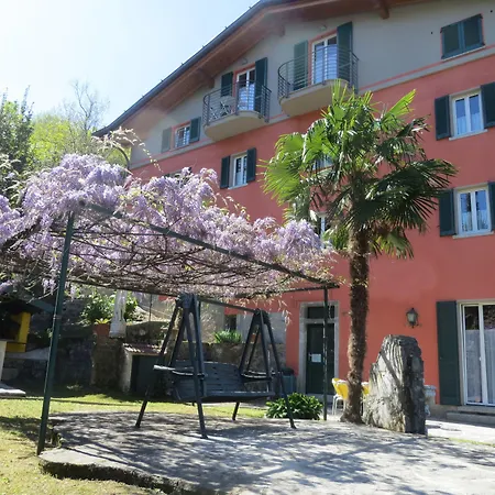 Bellagio Bed & Breakfast בלאג'יו