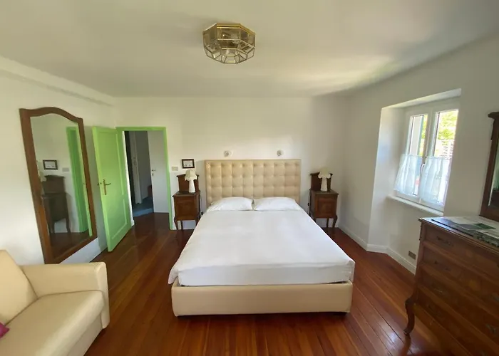 Bellagio Bed & Breakfast בלאג'יו