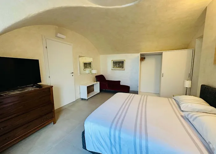 Bellagio Bed & Breakfast 3* בלאג'יו