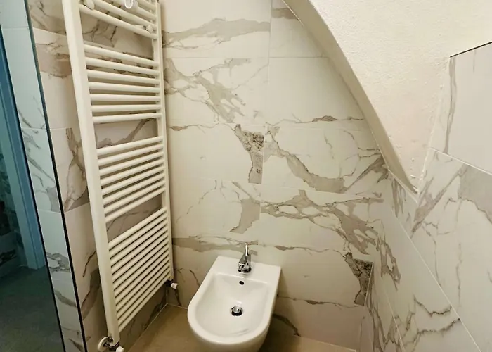 Bellagio Bed & Breakfast לינה וארוחת בוקר