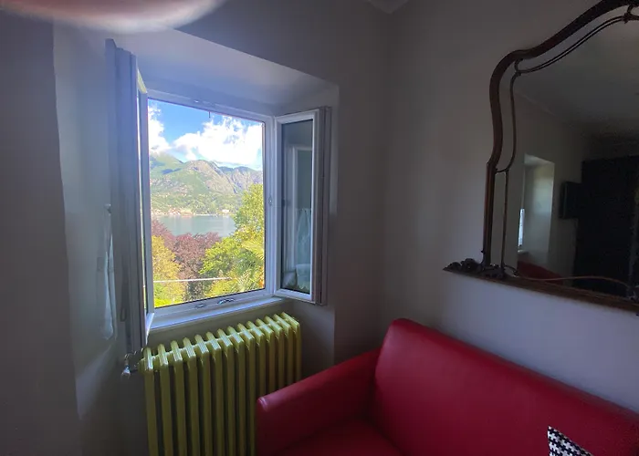 Bellagio Bed & Breakfast לינה וארוחת בוקר 3*