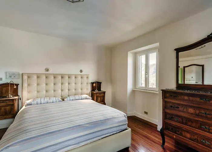Couette-café Bellagio Bed & Breakfast 4*