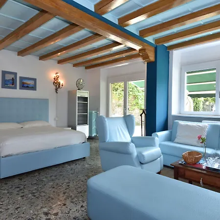 Bellagio Bed & Breakfast Bed & Breakfast 4*
