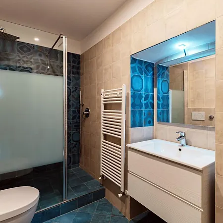 Bellagio Bed & Breakfast Bed & Breakfast 4*