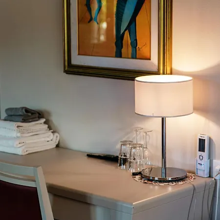 Bellagio Bed & Breakfast Bed & Breakfast 4*