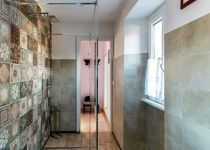 Bellagio Bed & Breakfast Nocleg ze śniadaniem 4*